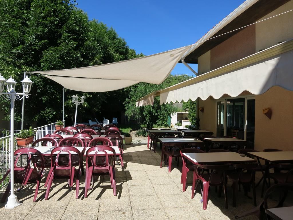Le Pidanoux Hotel แซ็งต์-จูเลียง-ดู-แวร์ดง ภายนอก รูปภาพ